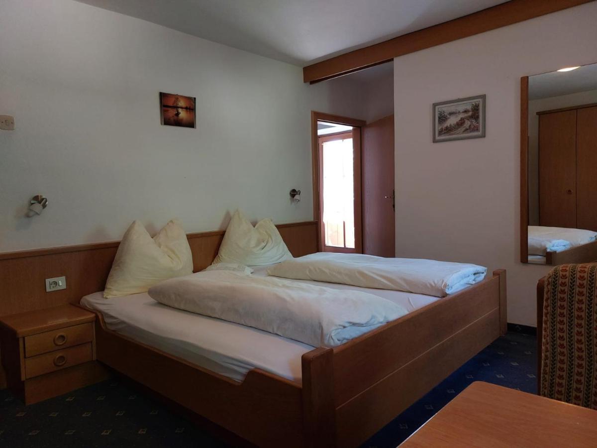 Moarhof Hotel Meltina Buitenkant foto